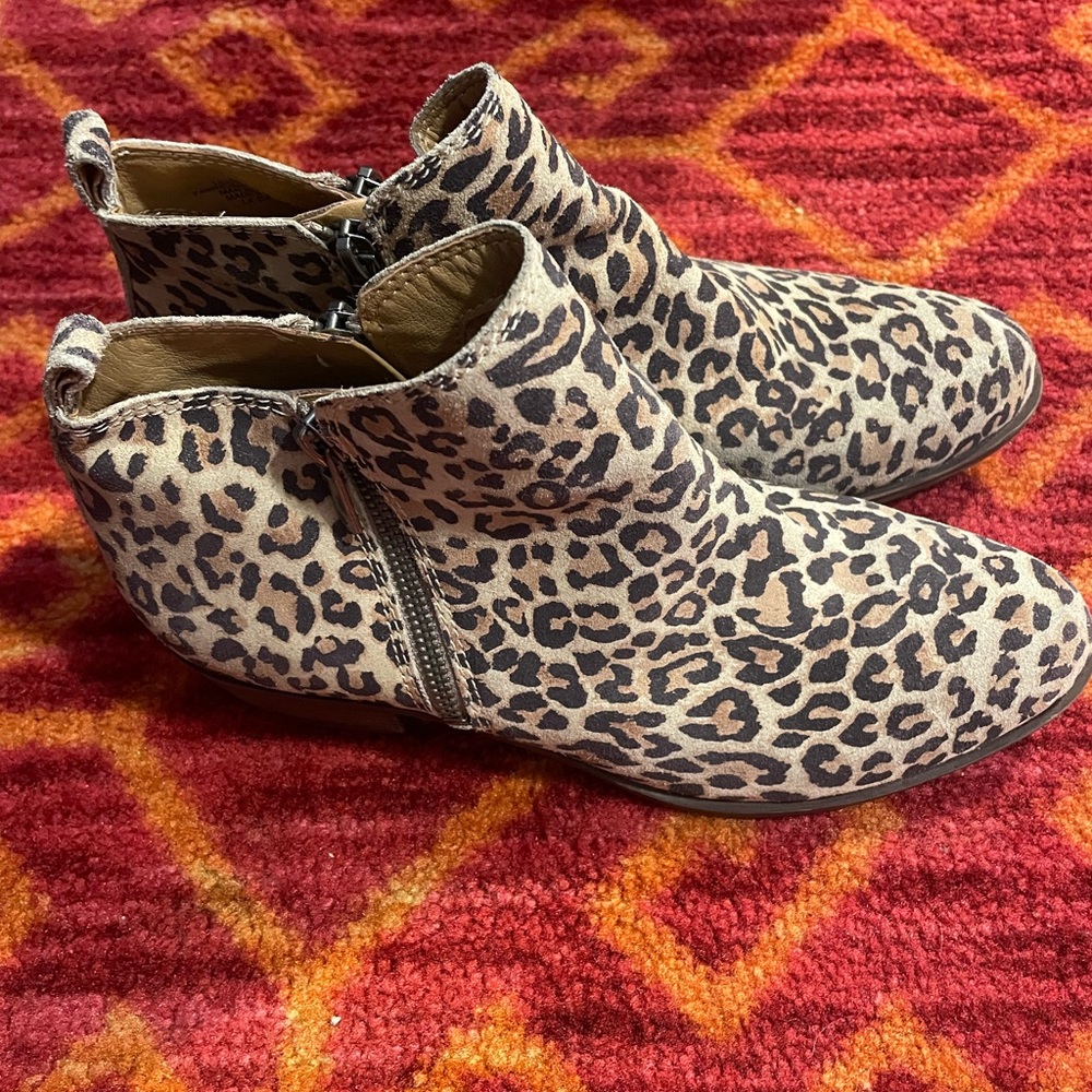 Lucky brand leopard booties